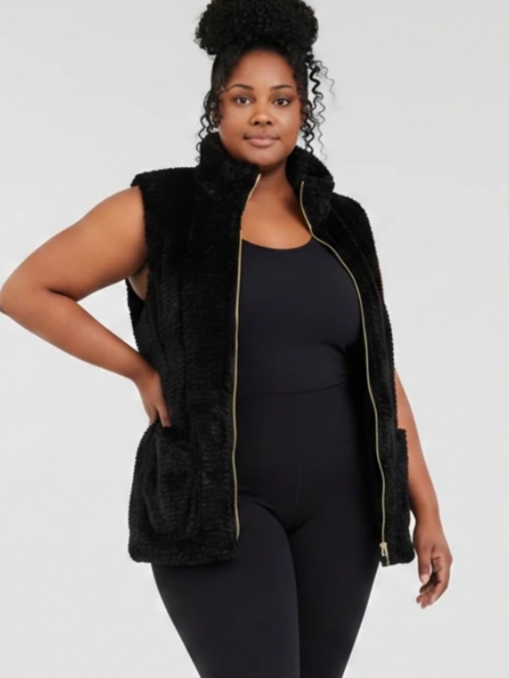 Kim Rogers Black Sleek Faux Fur Gold Zip Up Winter Vest Size 3X